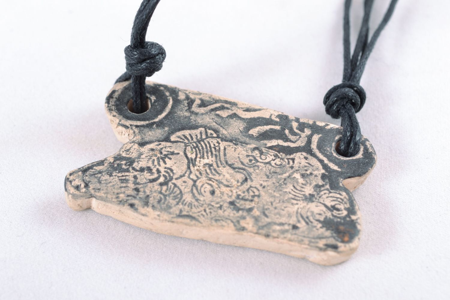 Ceramic pendant in ethnic style with cord photo 4
