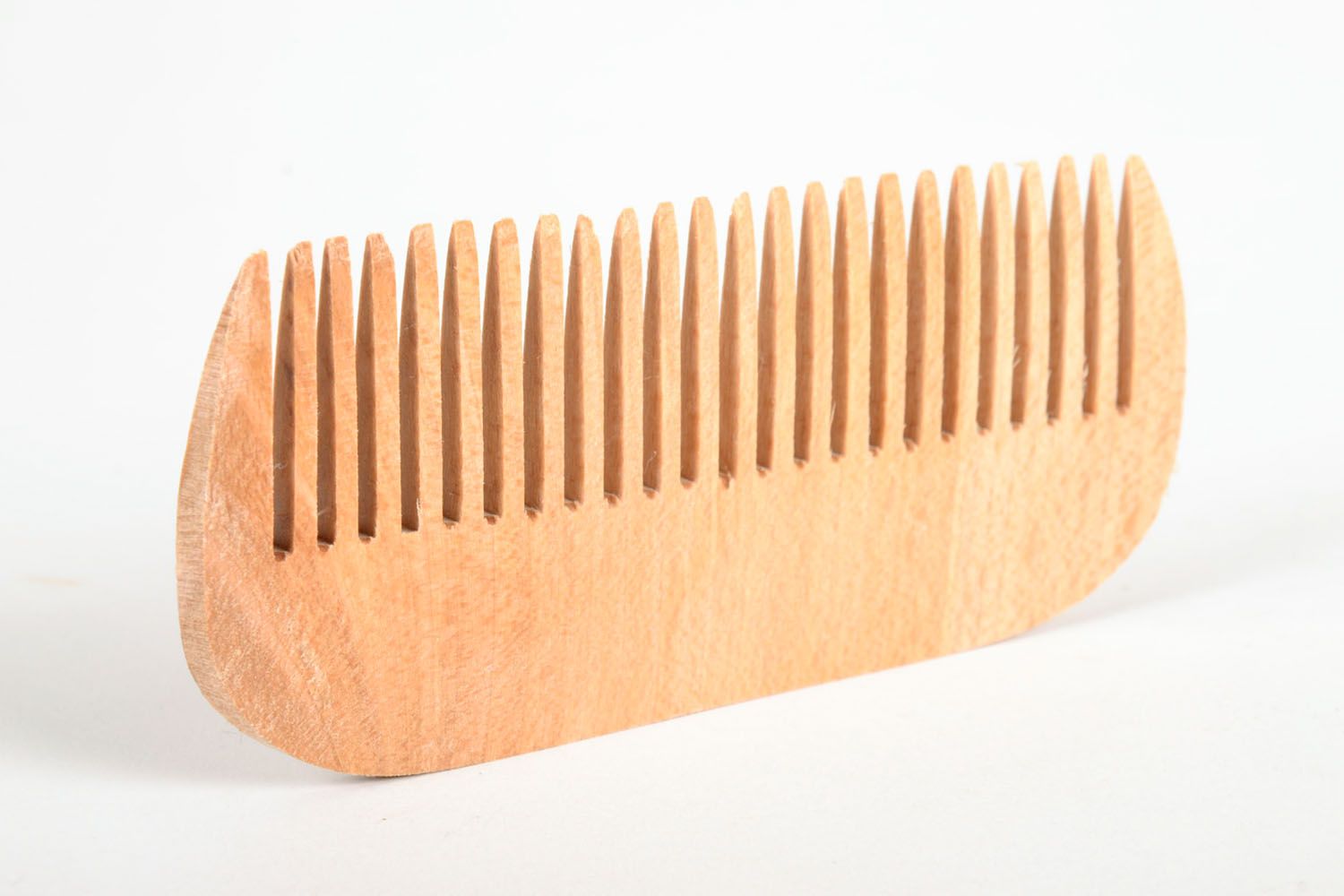 Wooden comb photo 4