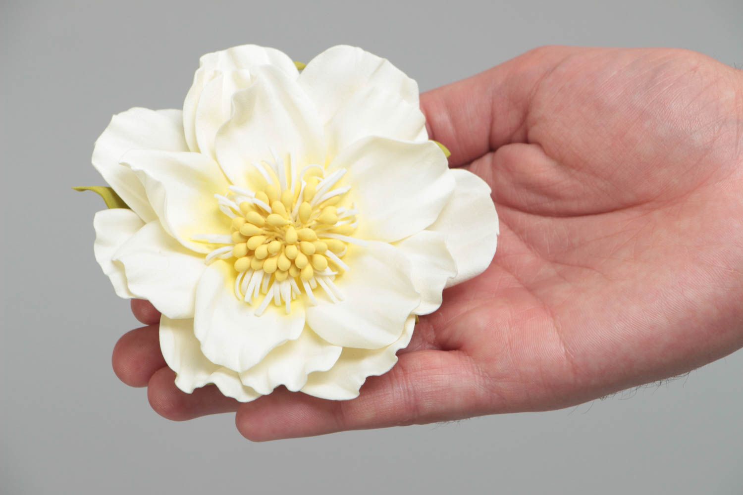 Handmade festive decorative hair clip brooch with foamiran flower of white color photo 5