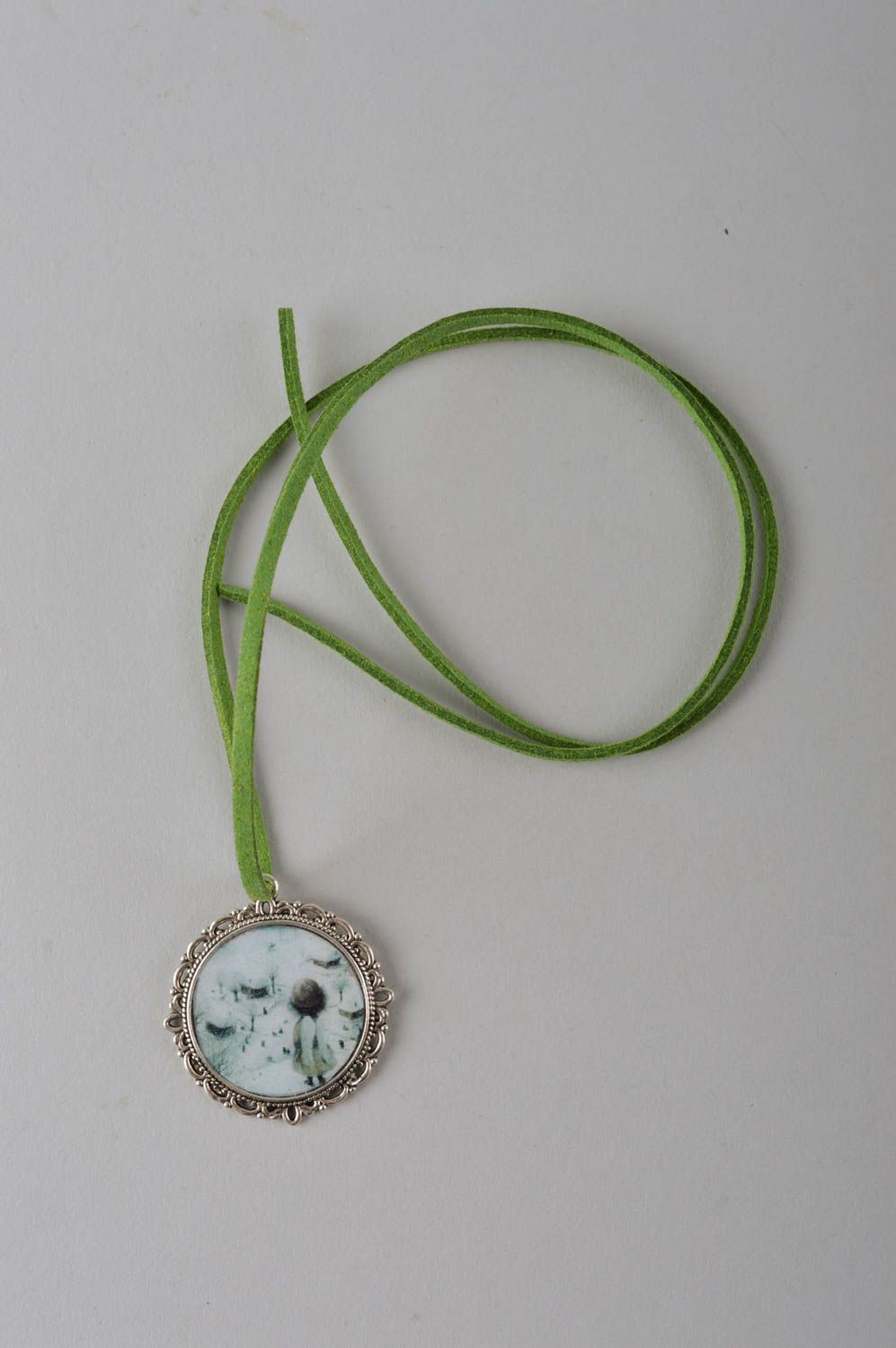 Beautiful handmade pendant neck accessories for girls artisan jewelry designs photo 2