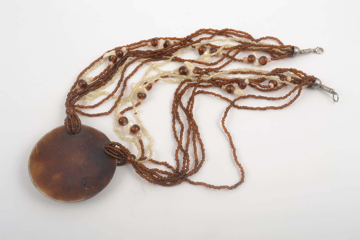 Collier pendentif rond Bijou fait main os agate perles rocaille Accessoire femme photo 3