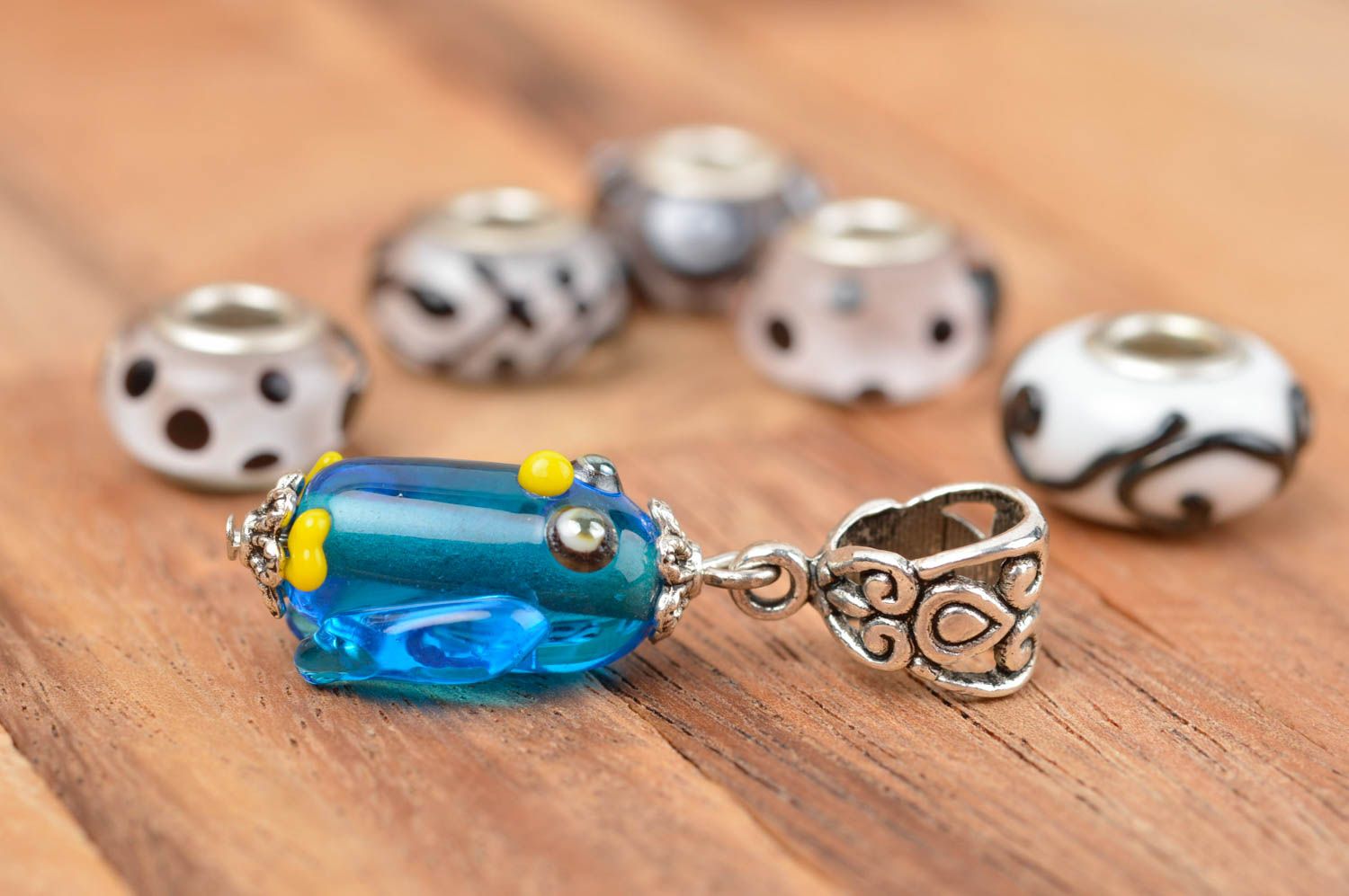 Handmade elegant glass pendant stylish unusual pendant female jewelry photo 1