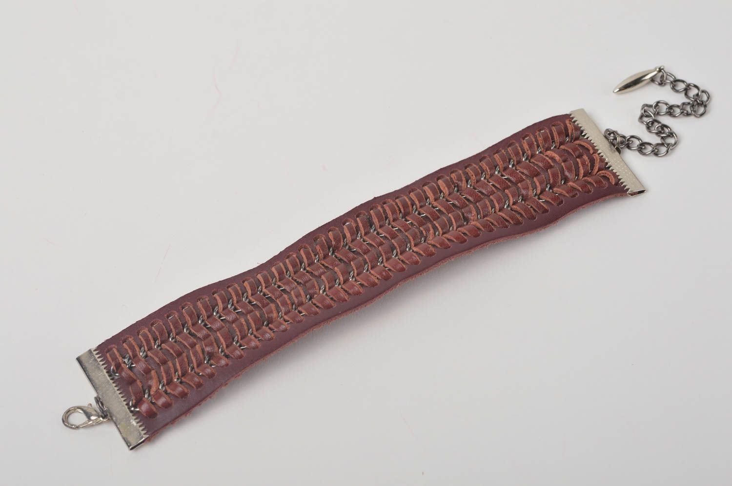 Bracelet cuir Bijoux fait main marron large design Accessoires cuir naturel photo 2