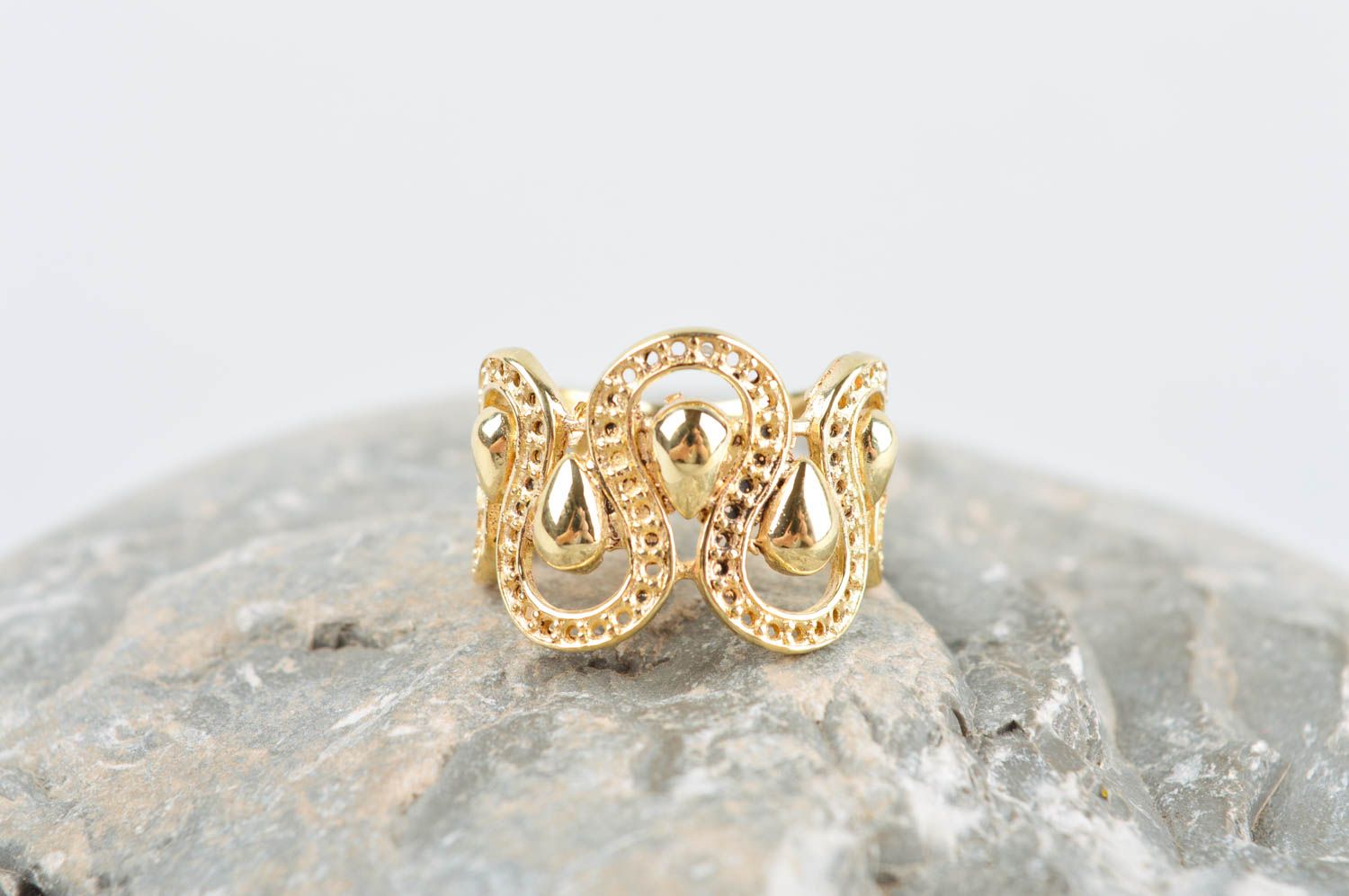 Stylish handmade metal ring brass ring design handmade accessories small gifts photo 1