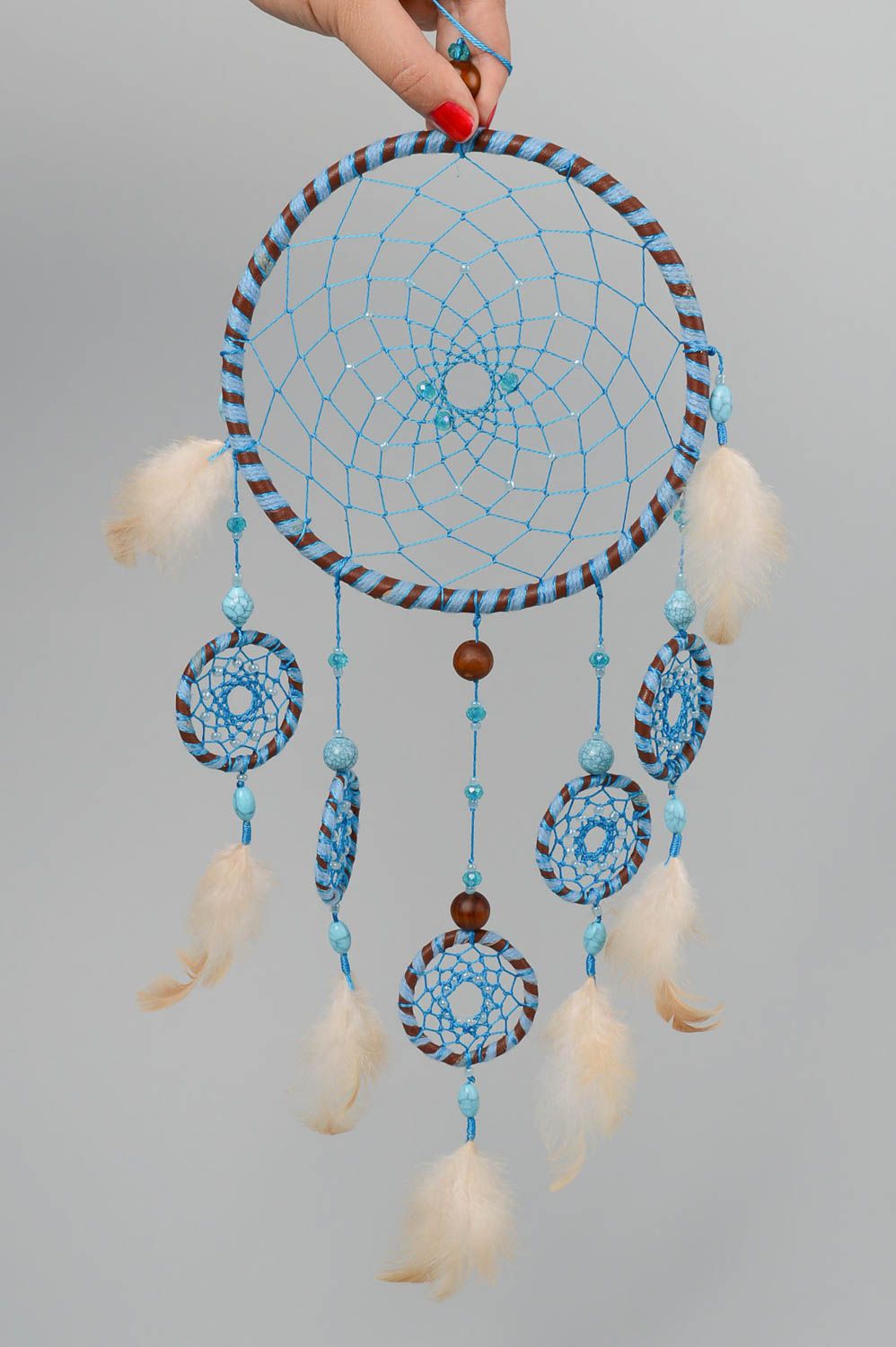 Atrapasueños artesanal celeste con plumas colgante decorativo adorno para pared foto 5