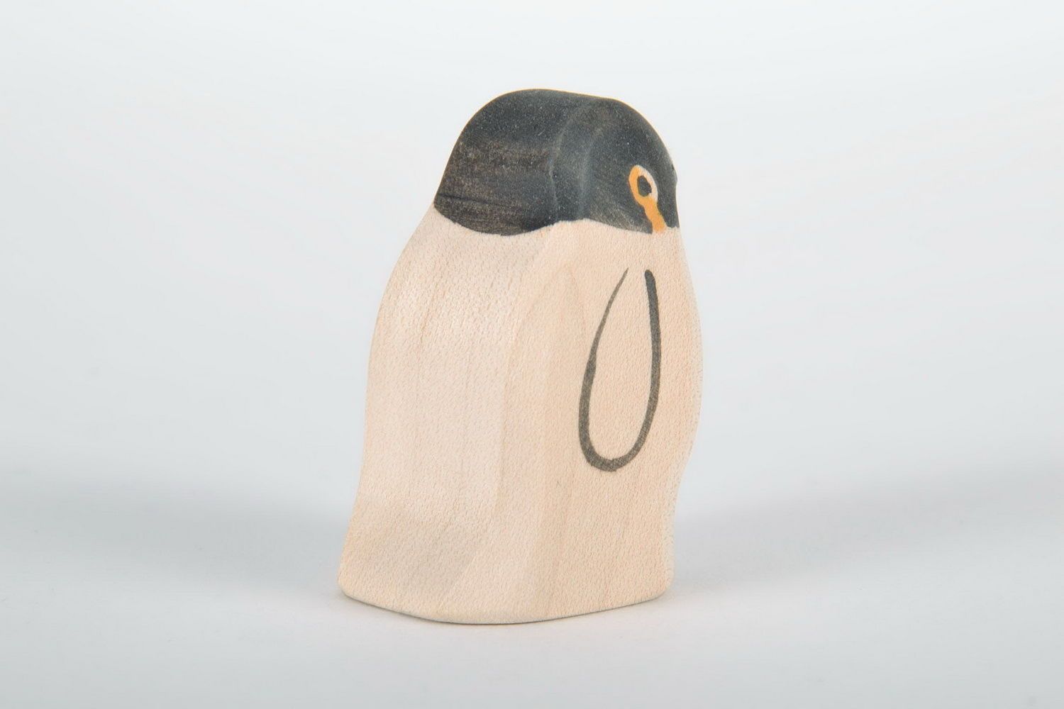 Figurine en bois d'érable artisanale Pingouin  photo 4