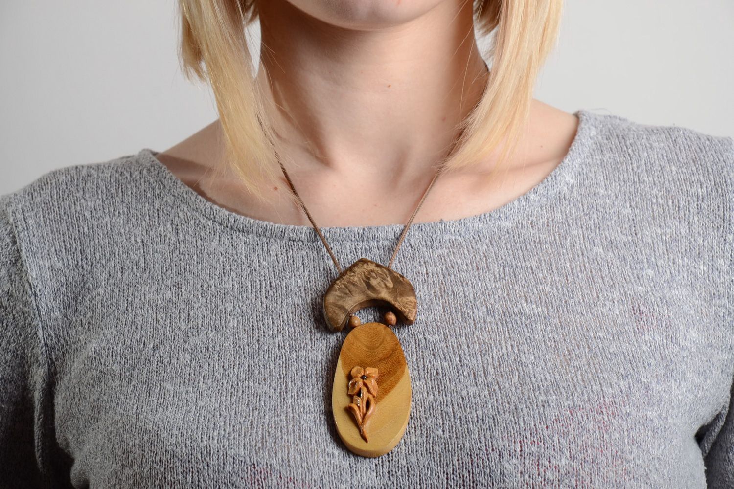 Magnificent handmade carved of wood neck pendant with volume flower for women photo 2