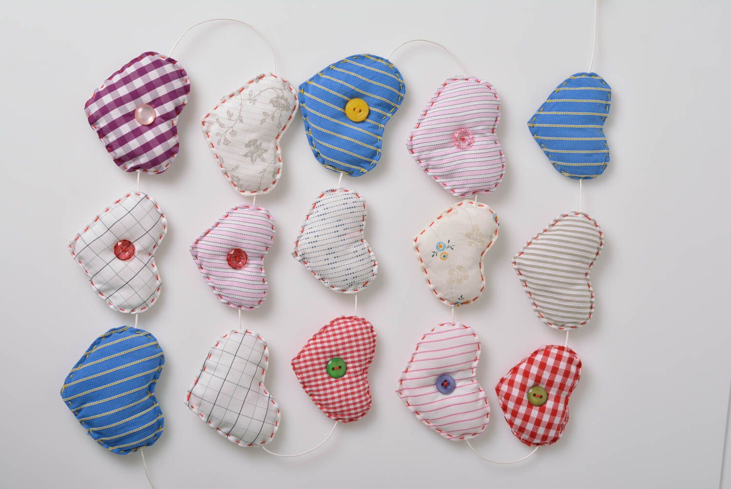 Guirlande de coeurs multicolores décoration en tissu de coton fait main photo 4