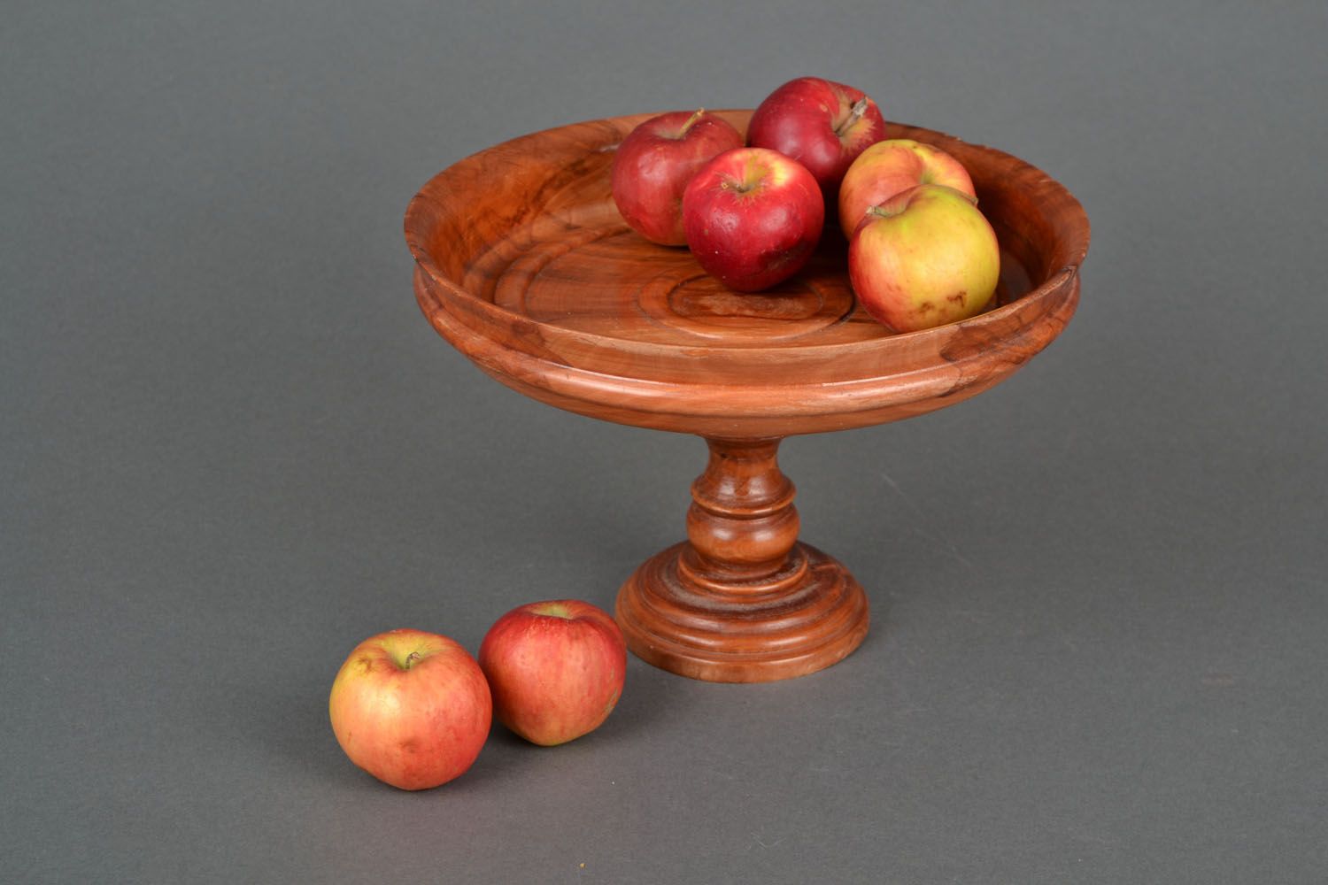 Beautiful wooden fruit bowl photo 1