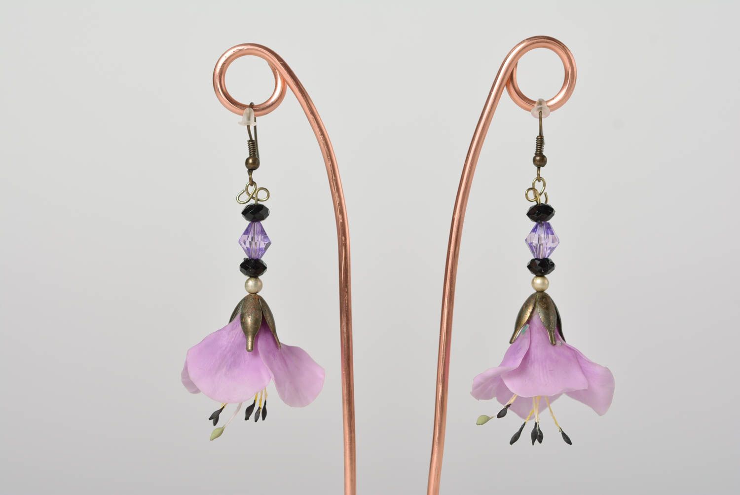 Handmade Japanese polymer clay dangling  earrings with long violet flowers photo 1