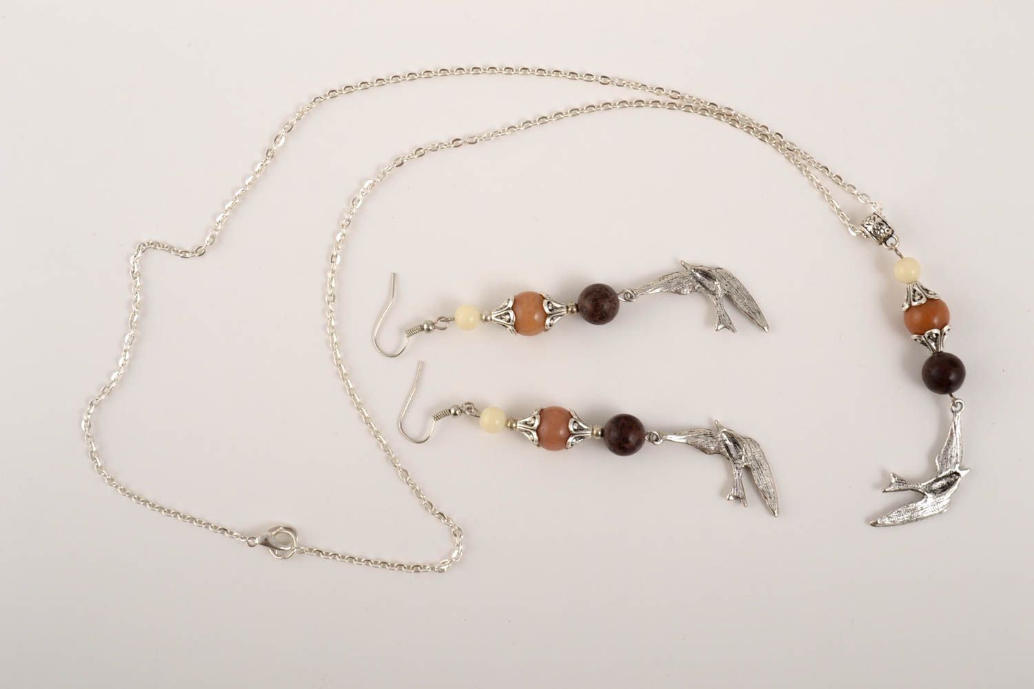 Handmade gemstone jewelry set beaded pendant beaded earrings fashion tips photo 2