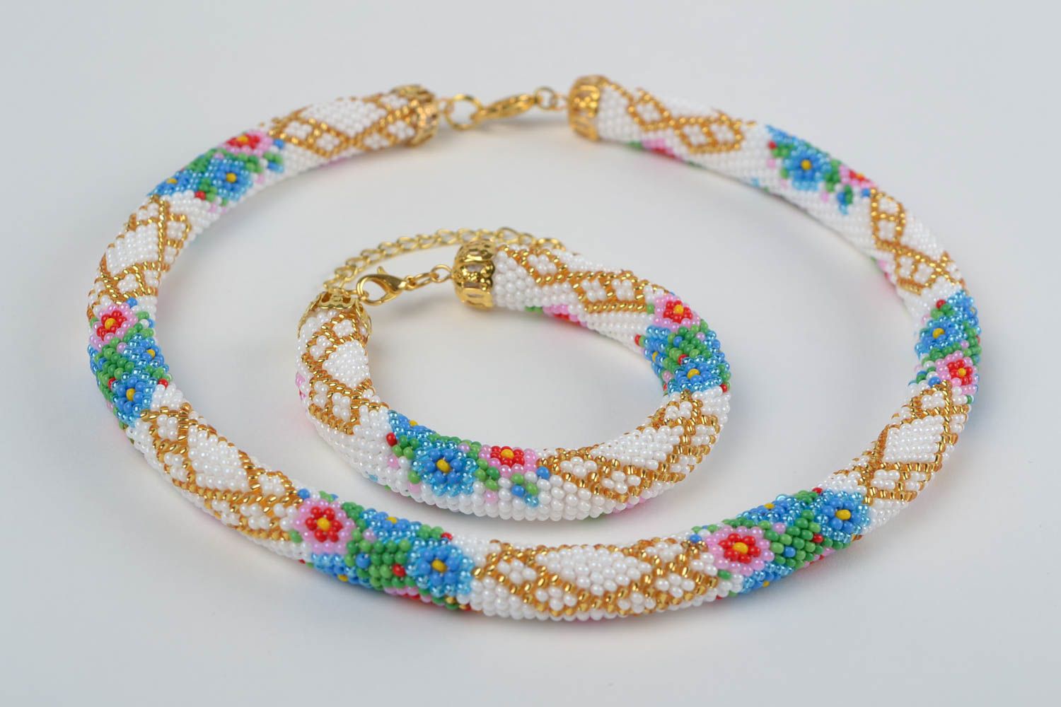 Set de collier et bracelet en perles de rocailles multicolores faits main photo 3