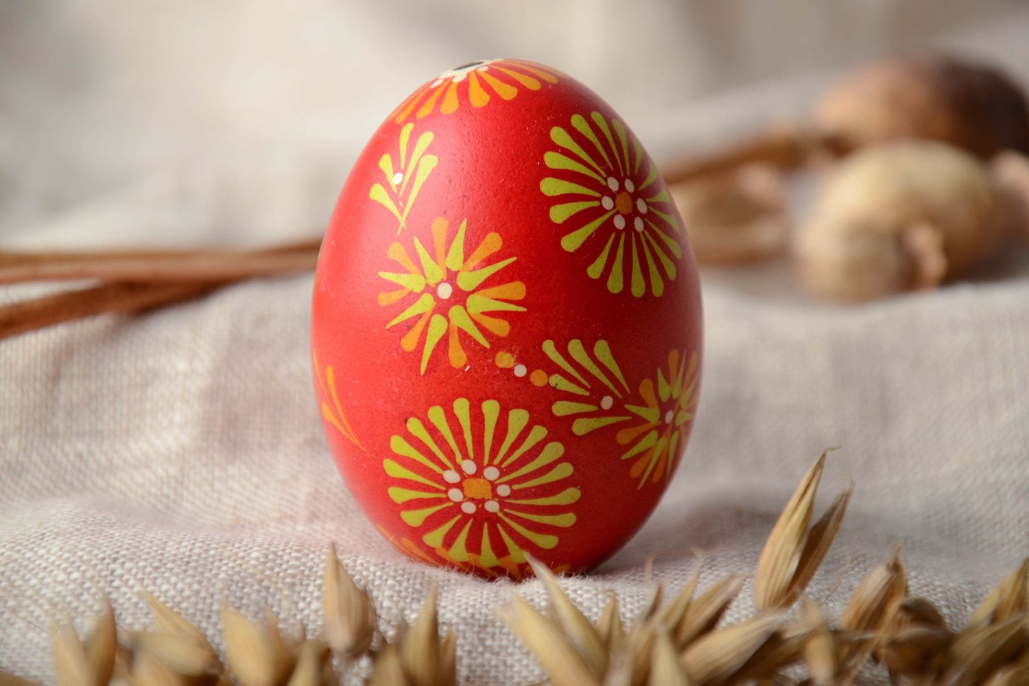 Painted egg in red color palette Lemkiv pysanka photo 1