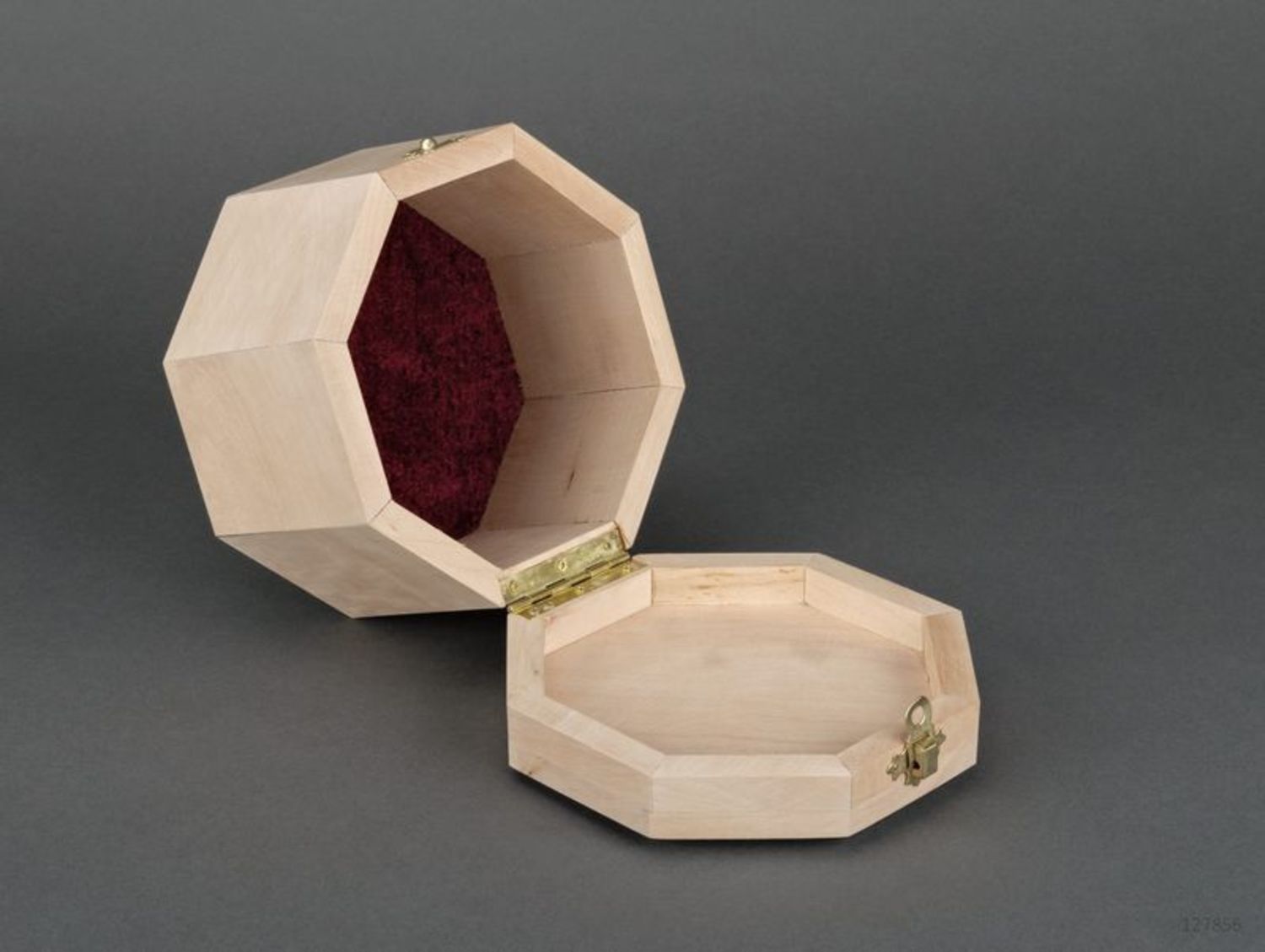 Boîte octagonale en bois brut photo 4