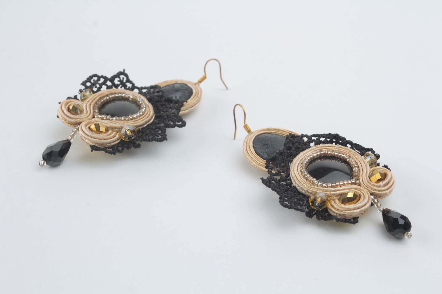 Earrings made unsig the soutache embroidery  photo 1