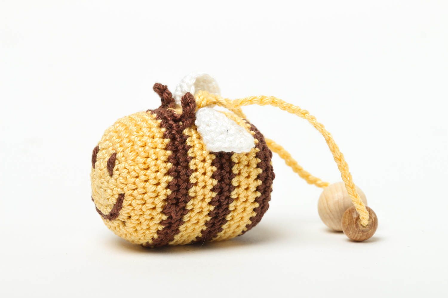 Jouet enfant fait main Hochet bébé Cadeau original abeille tricoté coton crochet photo 2
