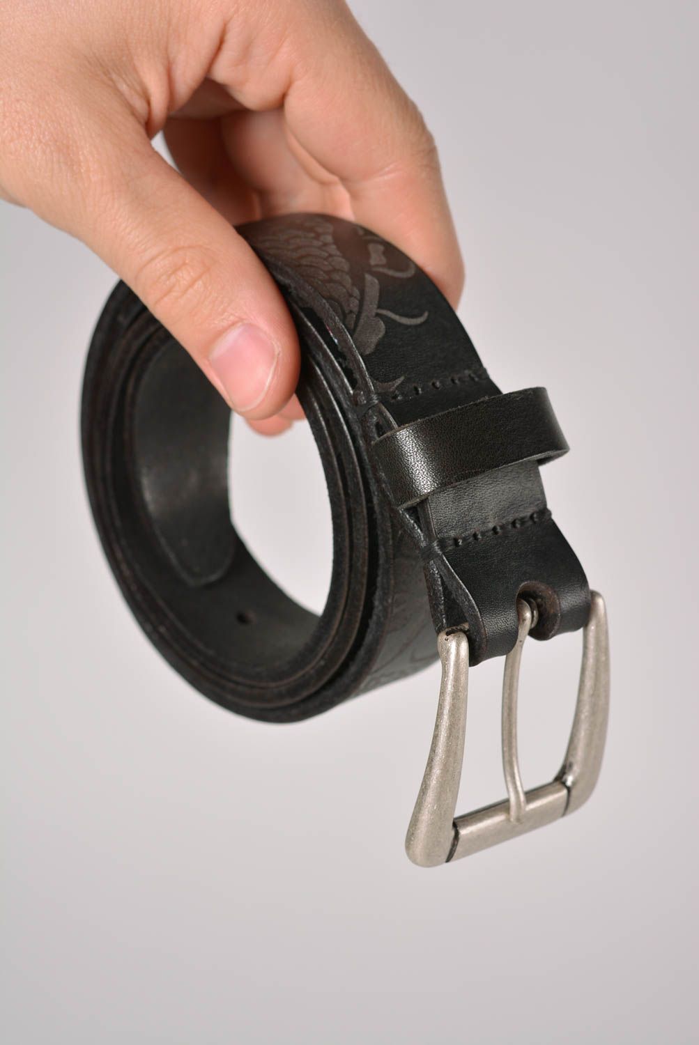 Cinturón de cuero hecho a mano ropa masculina estilosa accesorio de moda bonito foto 3