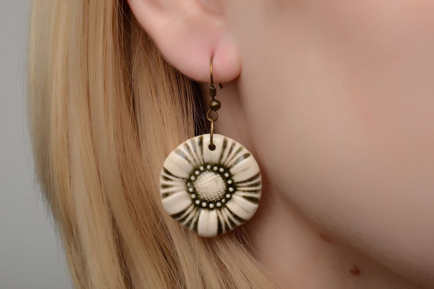 Handmade round beige dangle earrings molded of white clay and painted with enamel photo 2