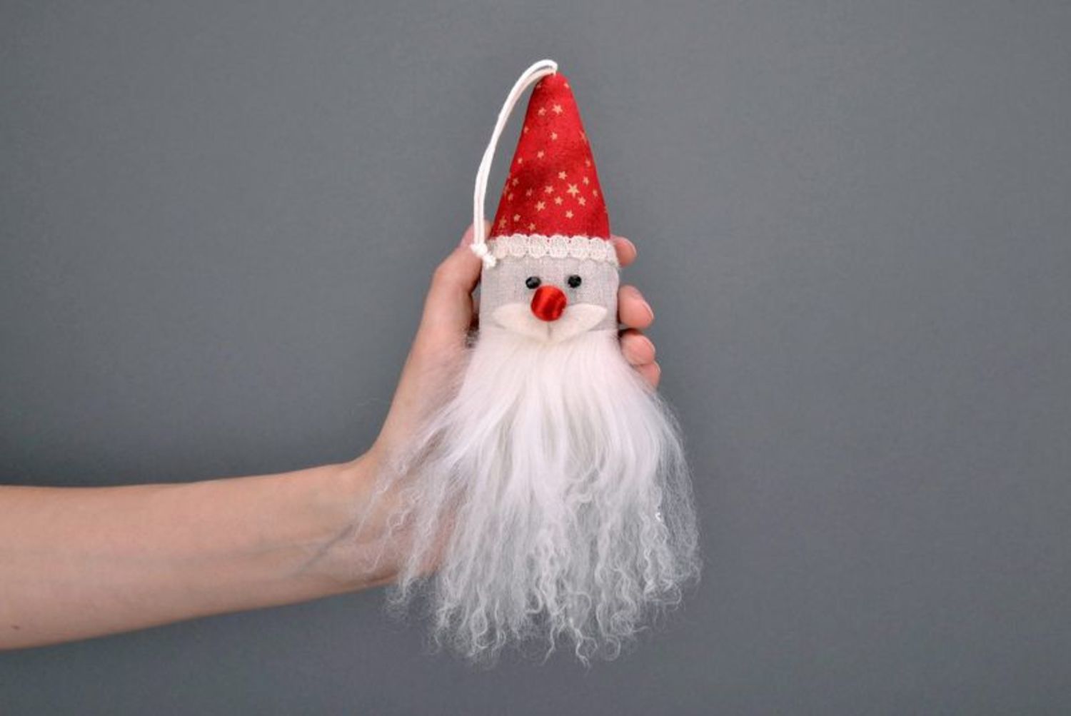 Елочная игрушка из меха и синтепуха Дед Мороз фото 5