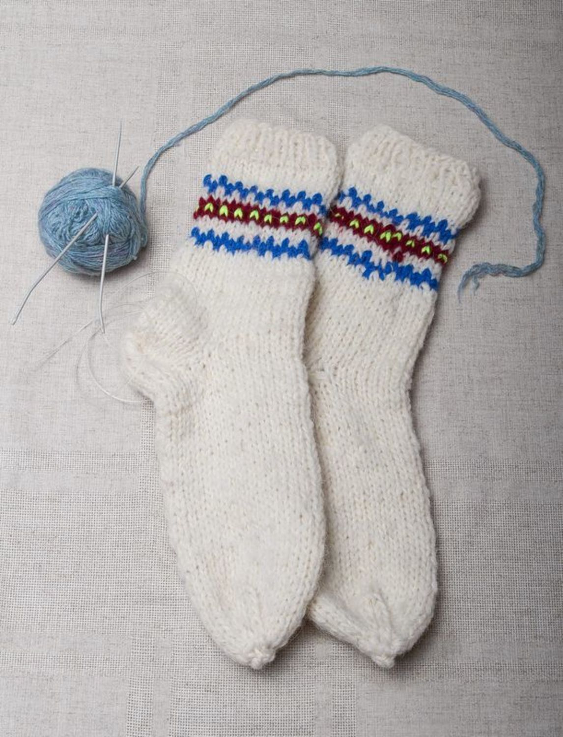 Women's knitted socks photo 1