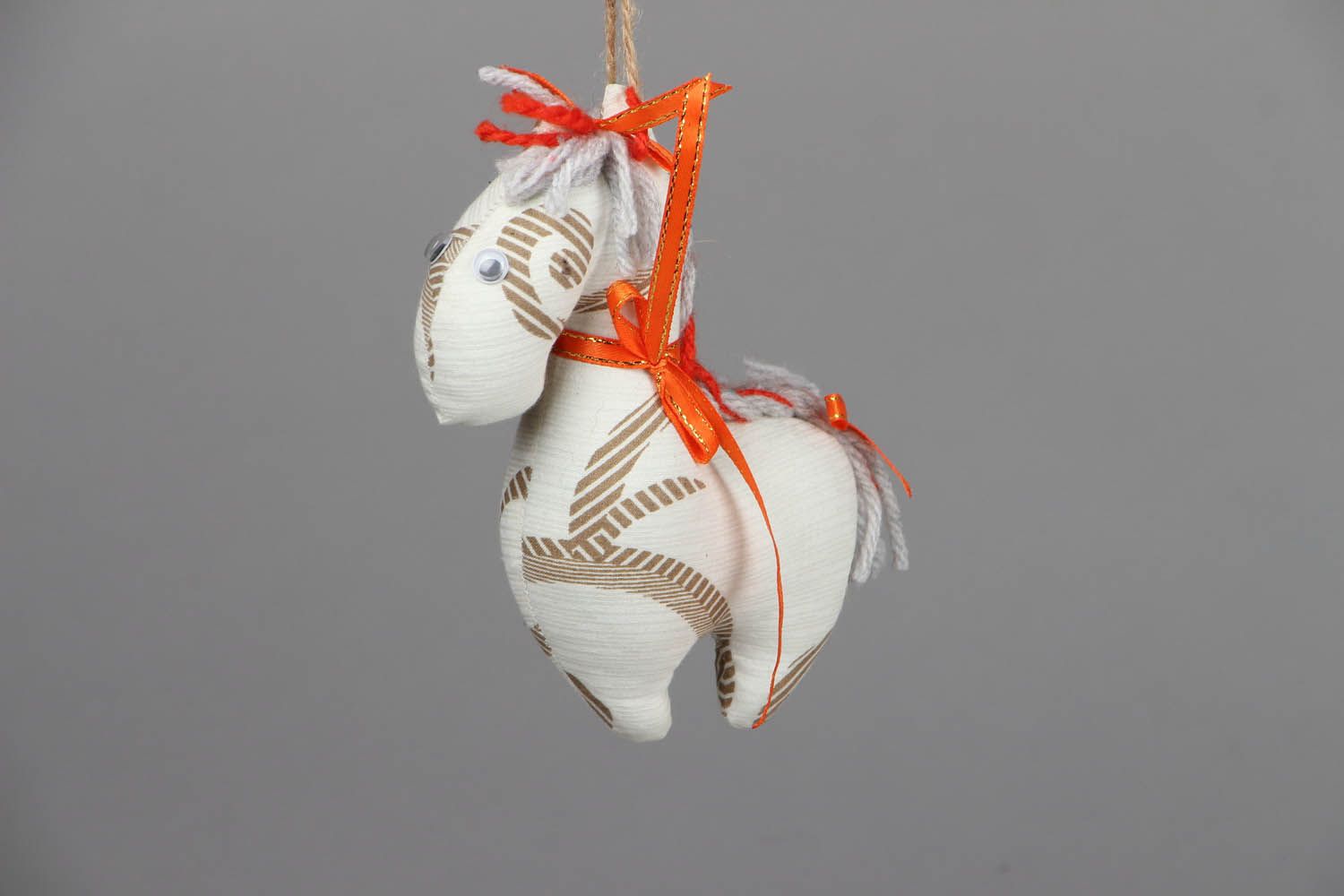 Soft pendant Pony photo 1