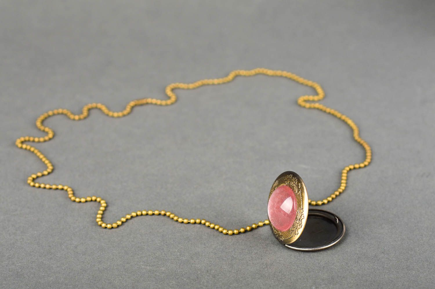 Handmade designer pendant metal pink pendant jewelry on chain elegant pendant photo 4