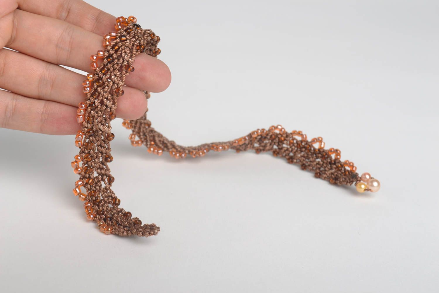 Collier textile Bijou fait main marron macramé fils perles Accessoire femme photo 5