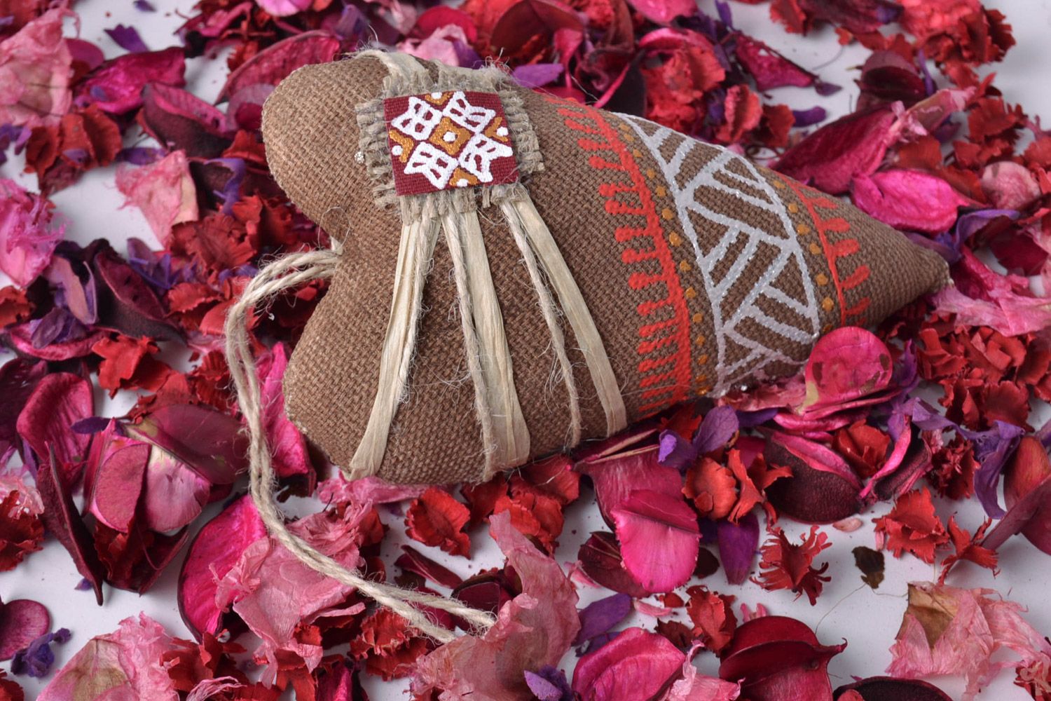 Handmade decorative heart-shaped wall hanging sewn of fabric with coffee aroma photo 1