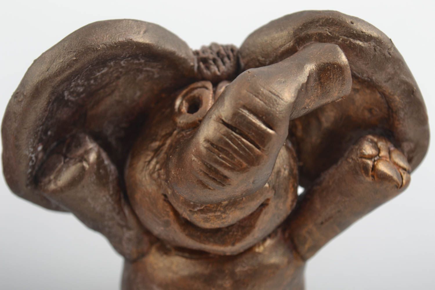 Figurine animal fait main Petite statuette éléphant en argile Déco intérieur photo 5