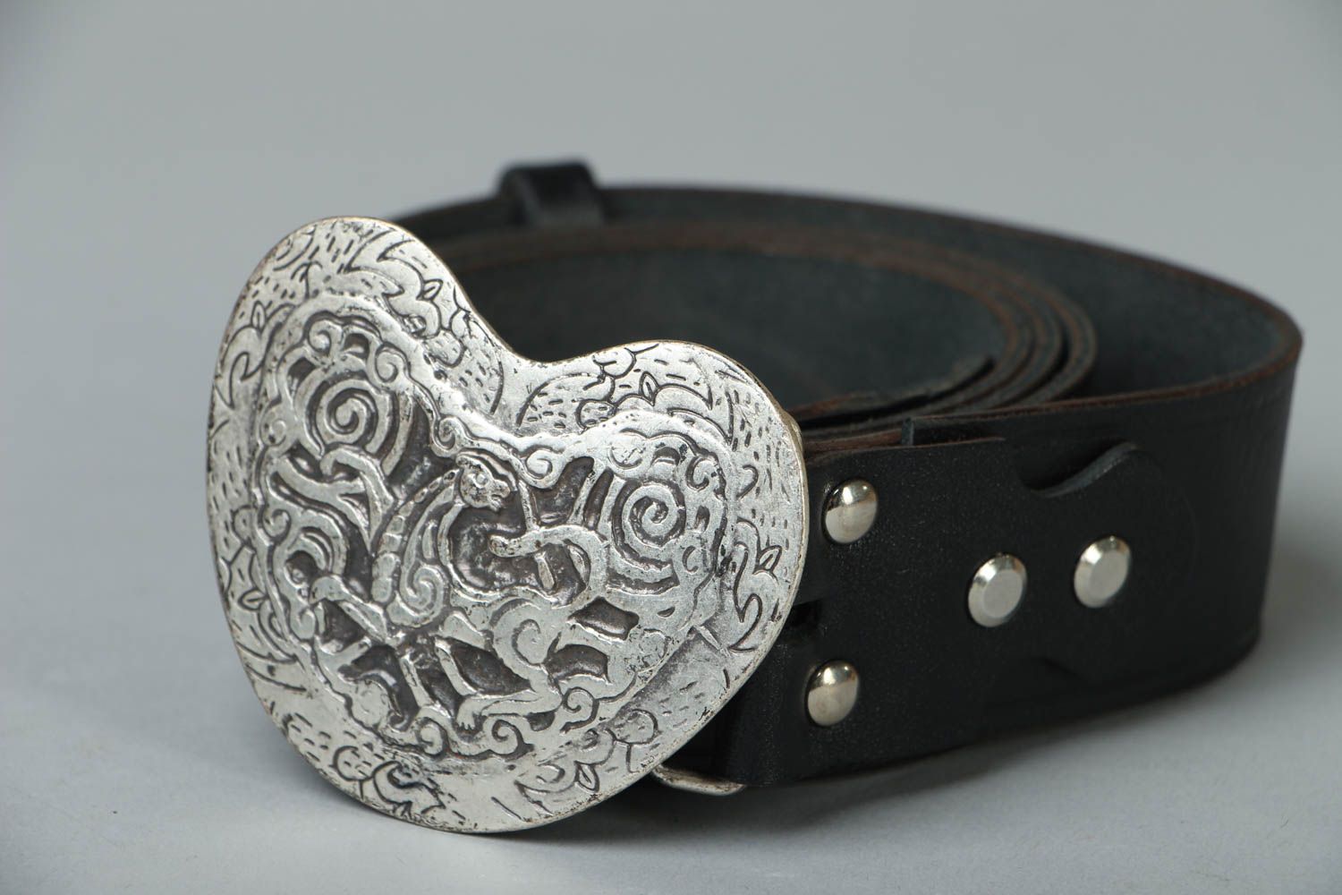 Handmade leather belt photo 1