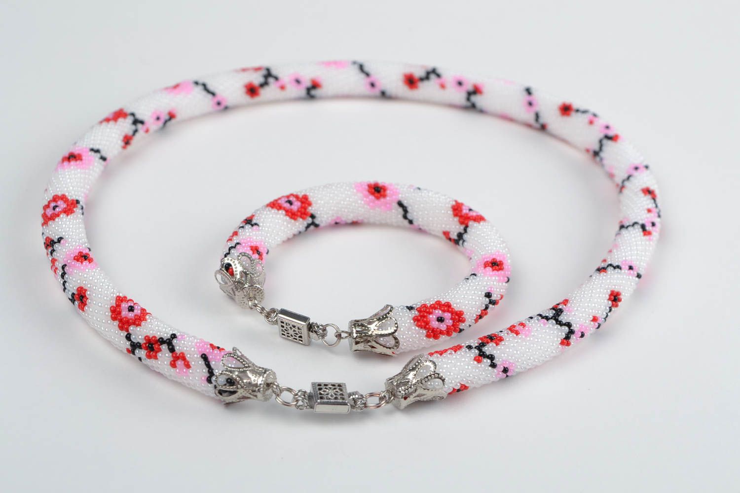 Collier et bracelet en perles de rocailles à fleurs faits main ensemble bijoux photo 4
