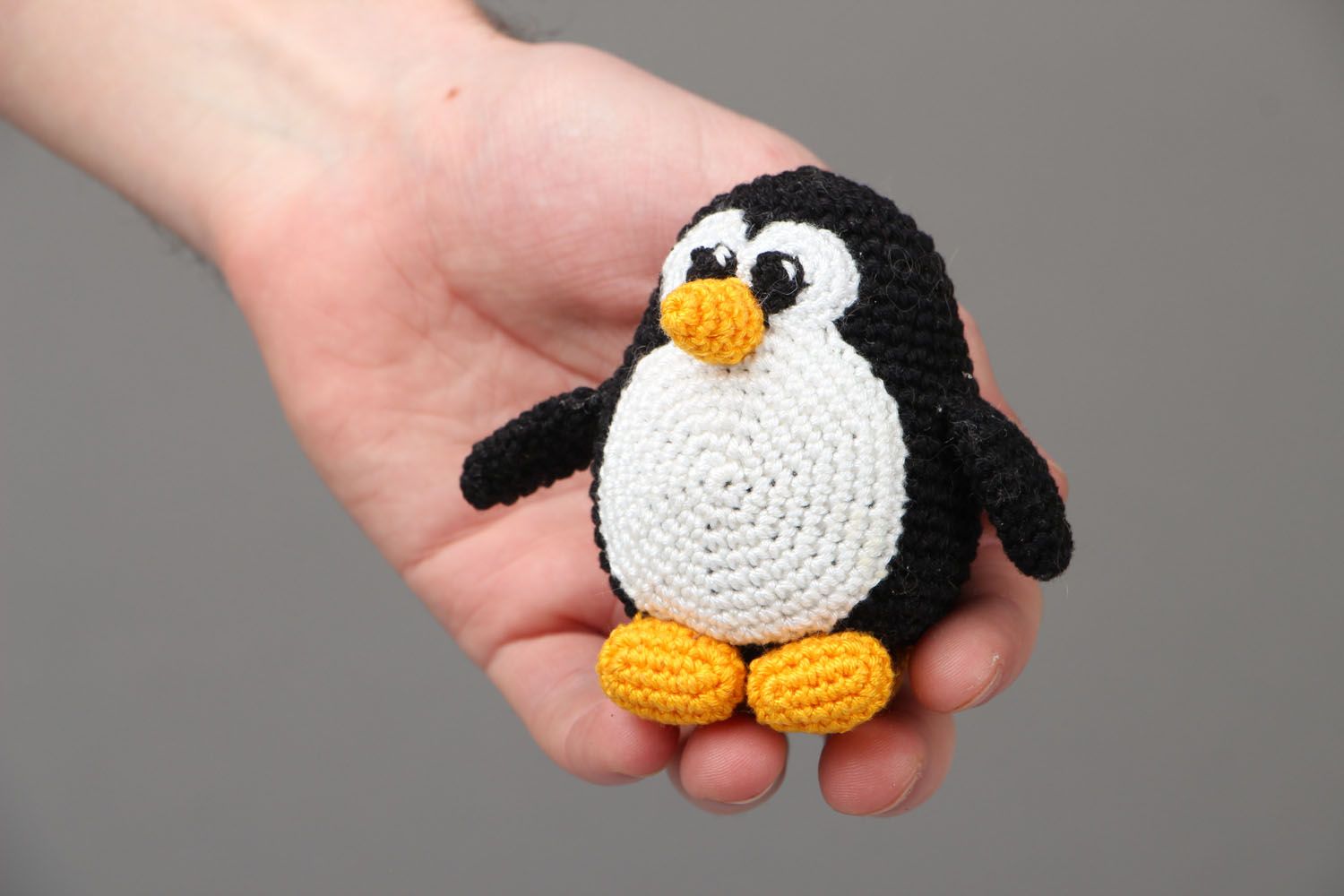 Brinquedo macio exclusivo feito à mão Pinguim foto 4