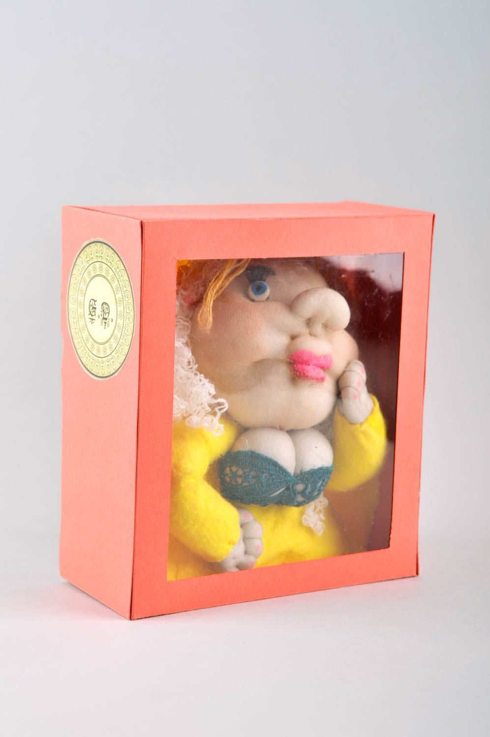 Muñeca decorativa hecha a mano de caprón souvenir original juguete de colección foto 2