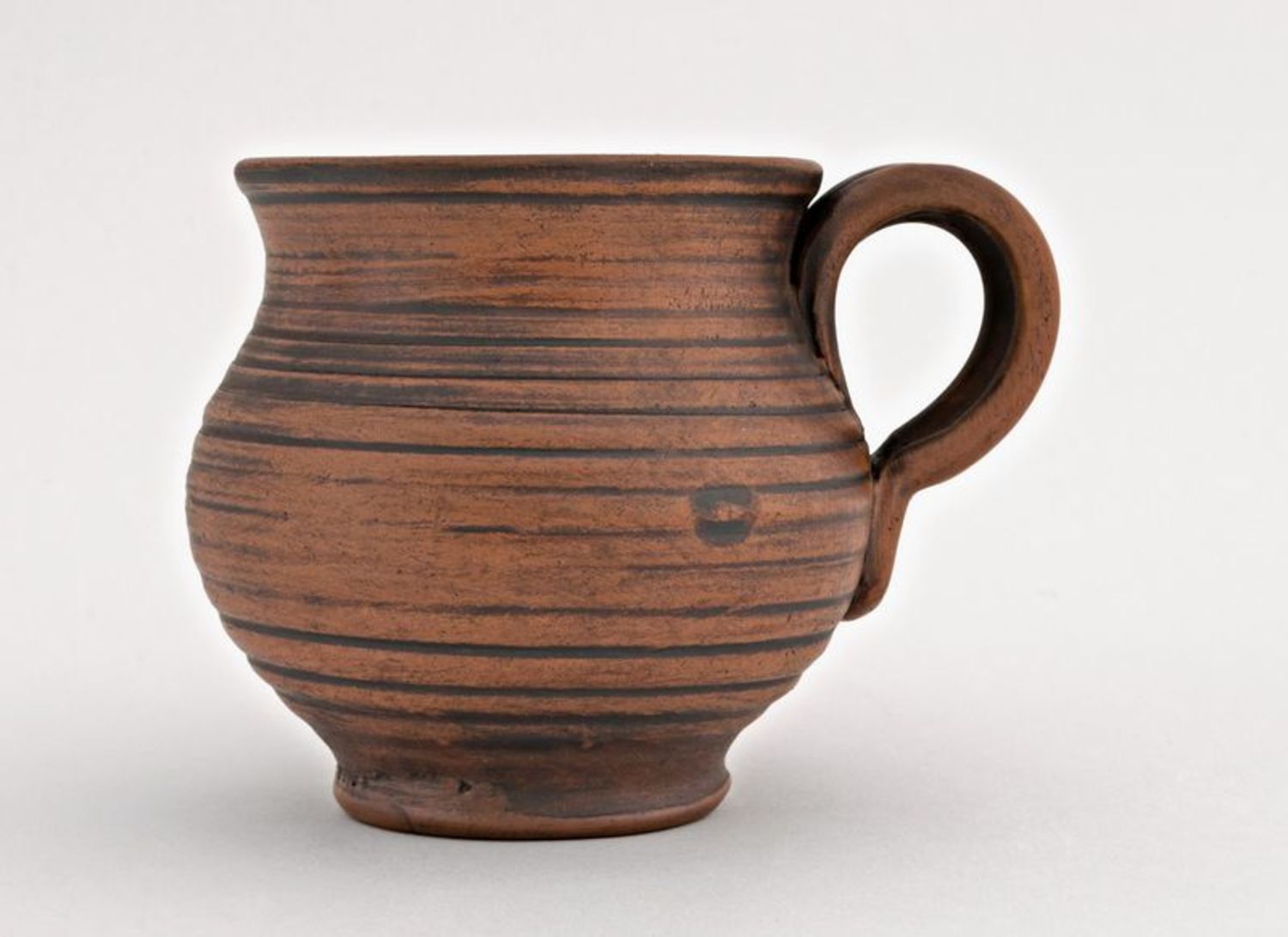 5 oz natural clay coffee cup in classic pot-shaped style with handle and rustic pattern photo 3