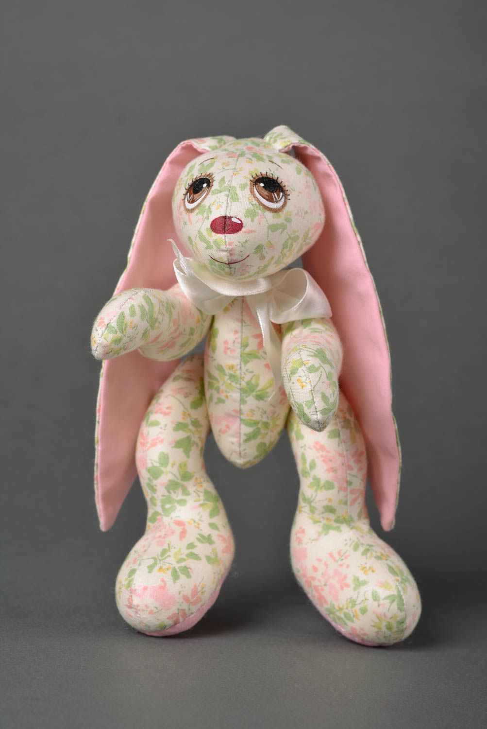 Handmade Kleinkinder Spielzeug Geschenk für Kinder Haus Deko Hase mit Ohren foto 3