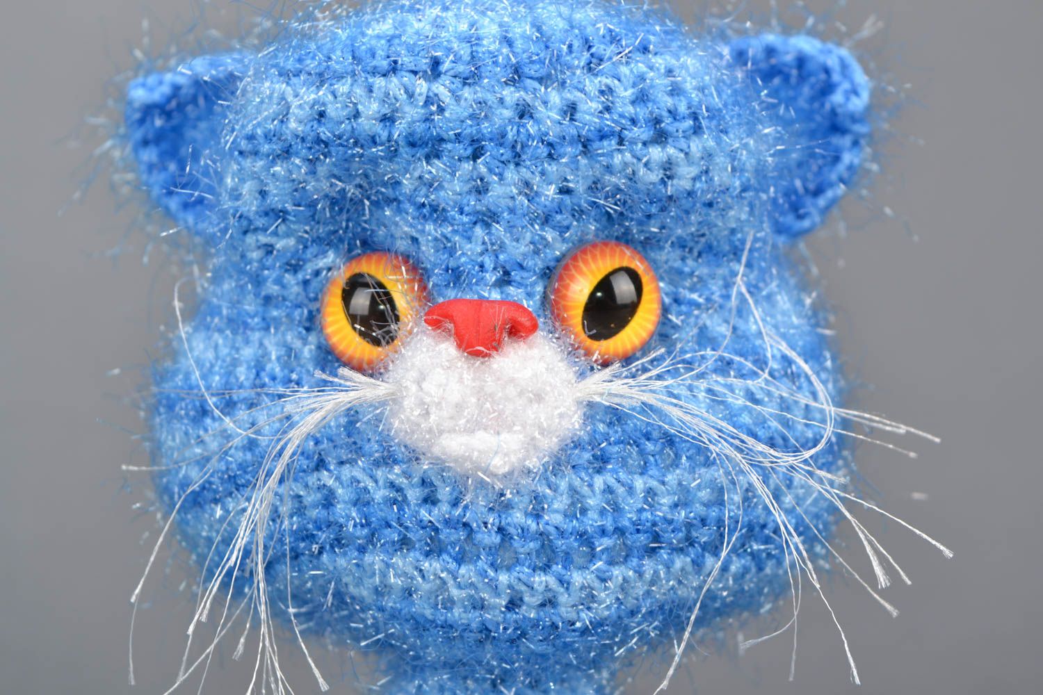 Peluche tricotée à la main Chat bleu rayé photo 3