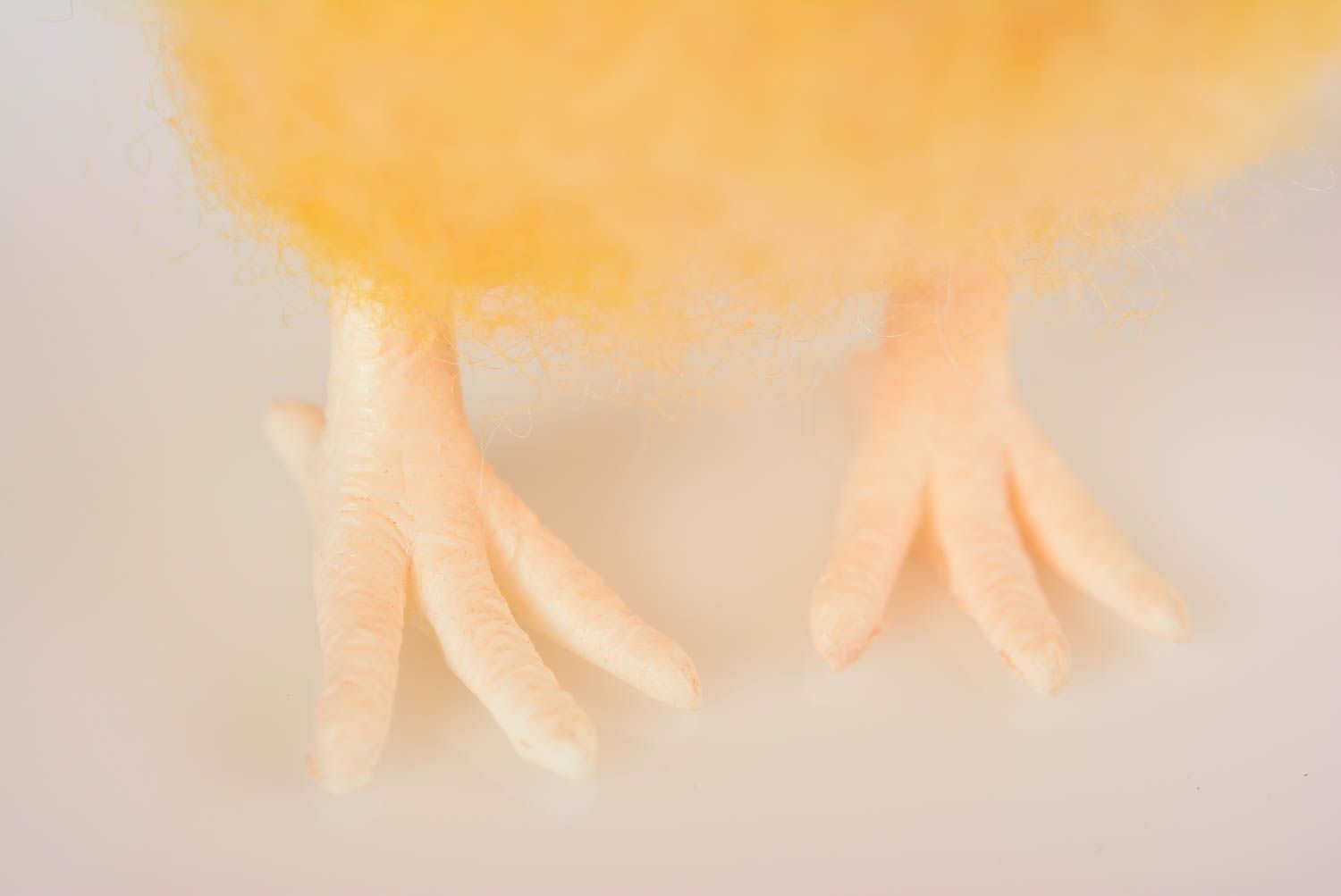 Jouet poussin fait main Peluche en laine Cadeau enfant statuette jaune photo 4