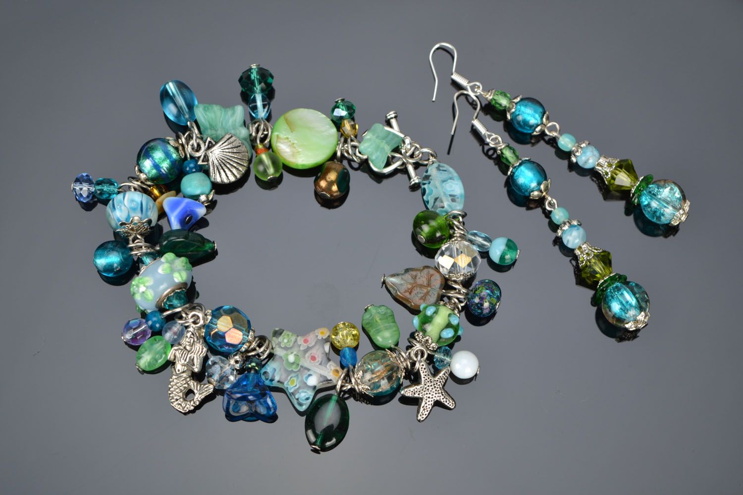 Handmade bracelet and earrings photo 1