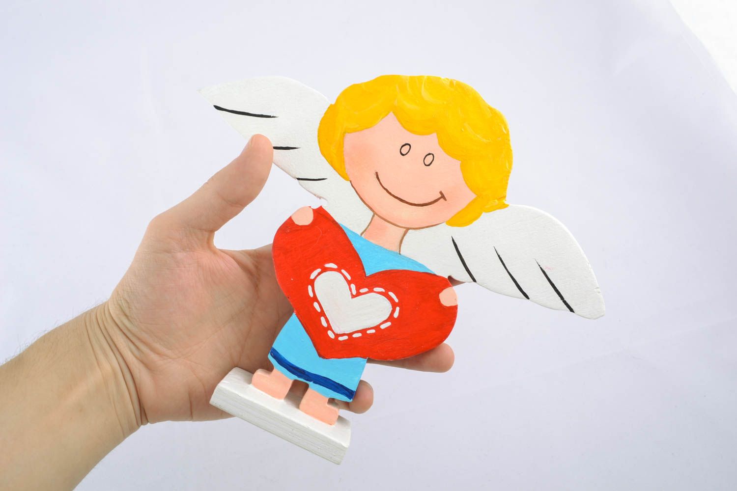 Plywood figurine Angel with Heart photo 4