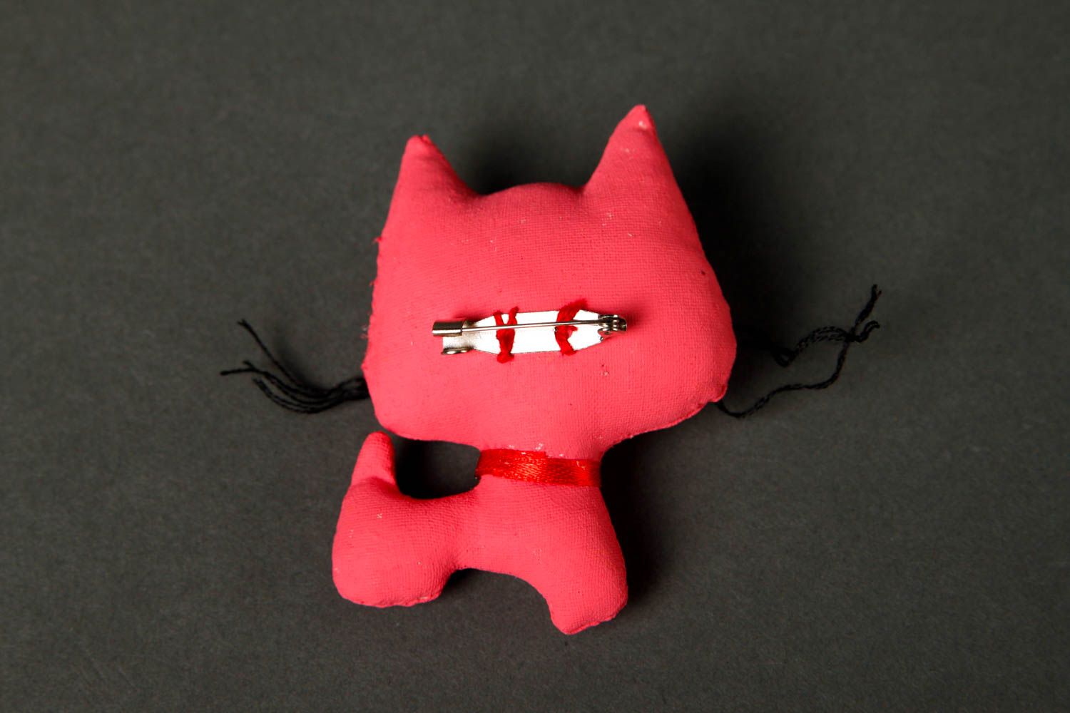 Розовый кот брошь ручной работы текстильная брошь дизайнерское украшение фото 5