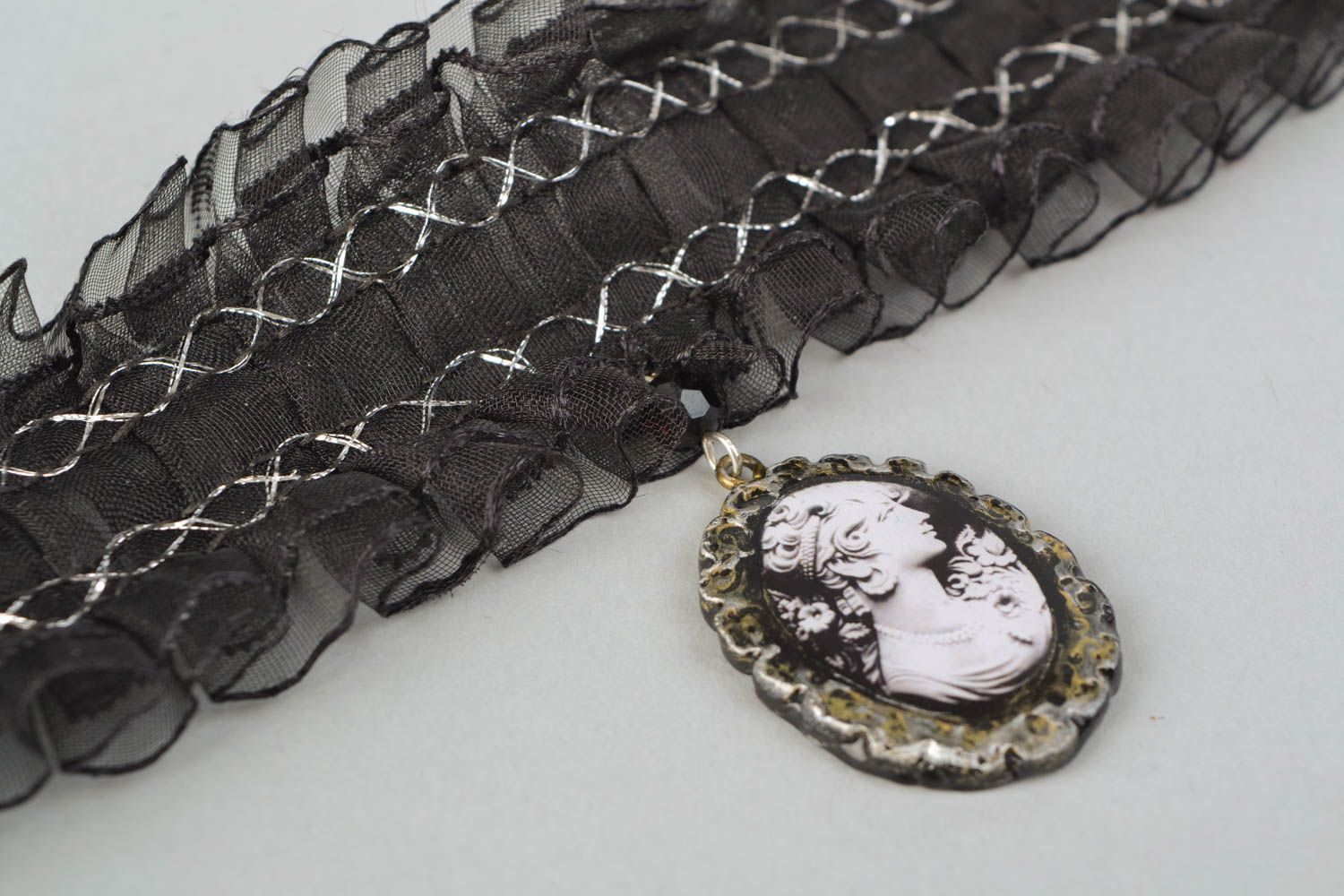 Black textile necklace with cameo photo 3