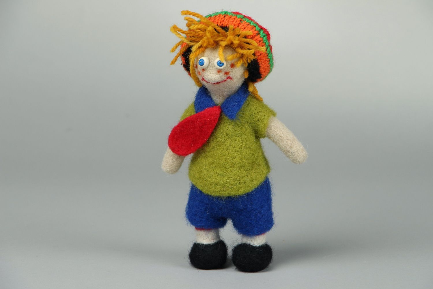 Woolen toy Man in a Hat photo 1