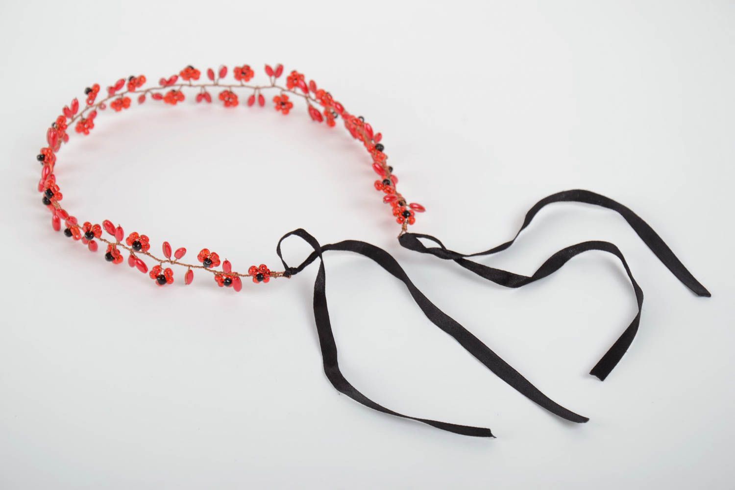 Beautiful red and black handmade beaded wire headband photo 2