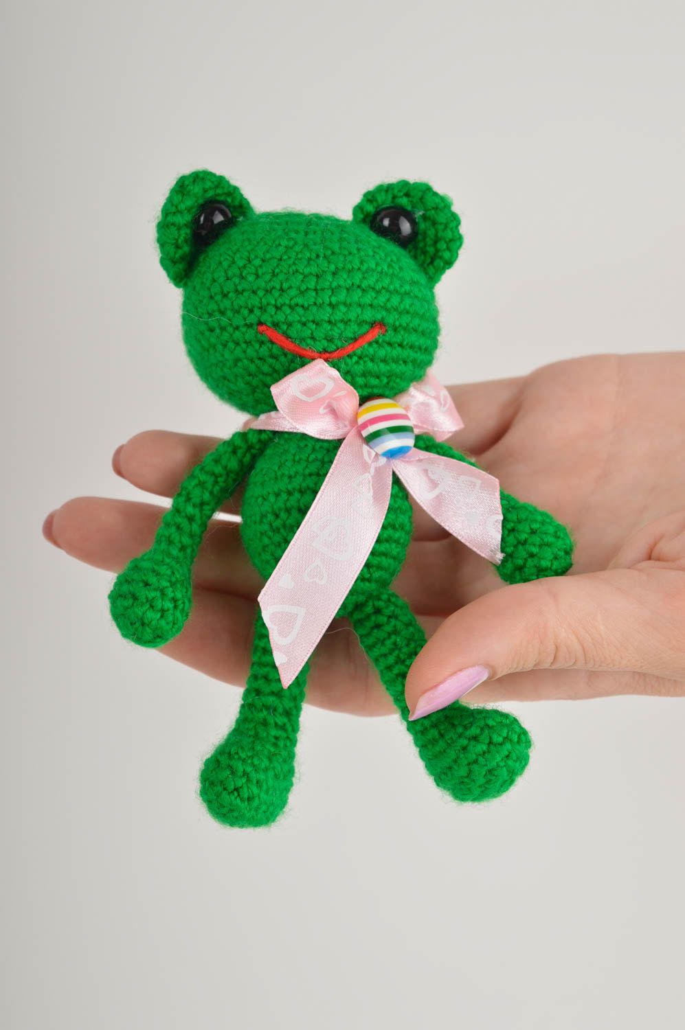 Jouet grenouille Peluche faite main avec noeud rose Cadeau pour enfant photo 5
