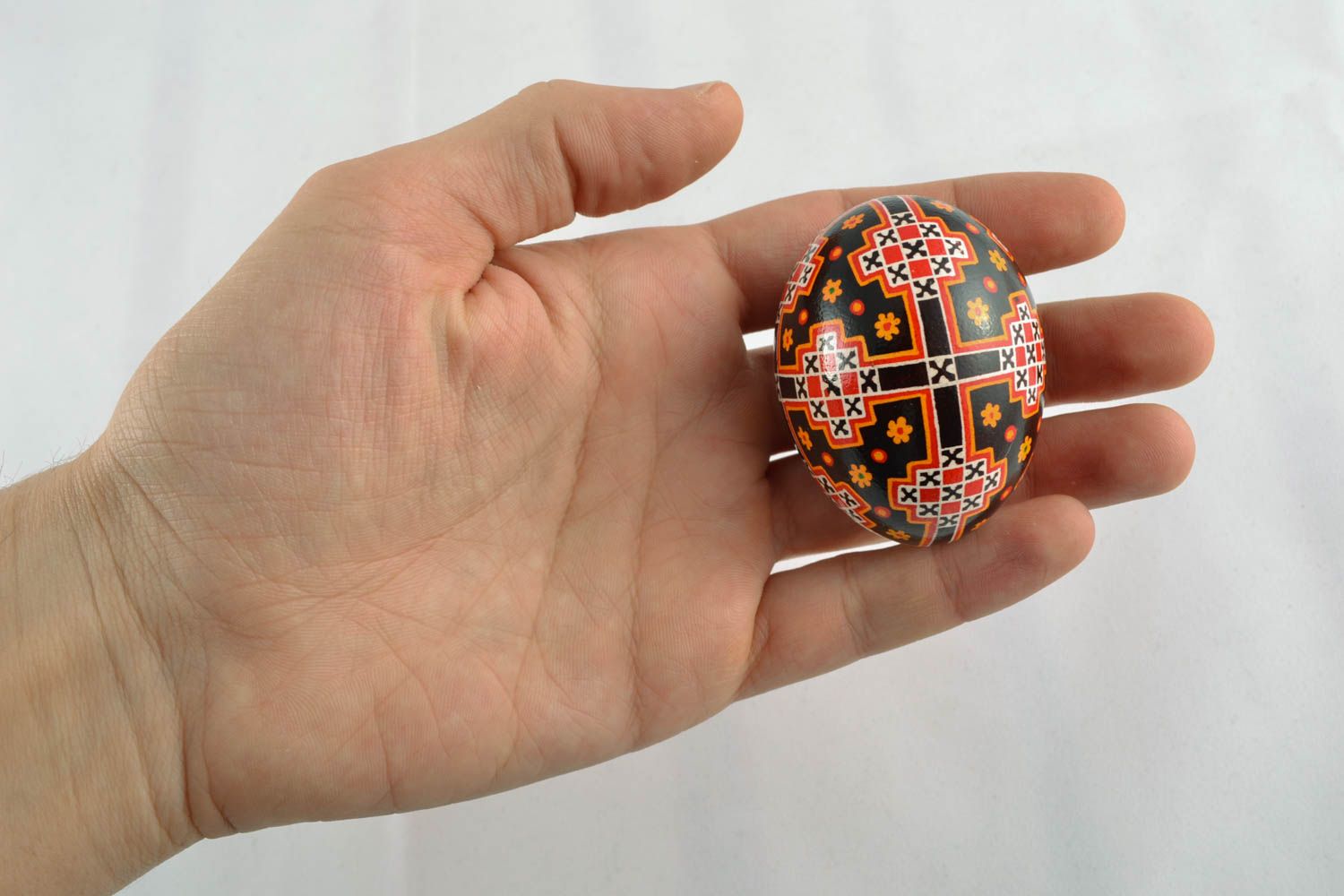 Designer painted egg with ornament photo 4