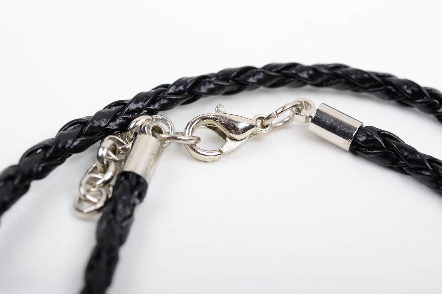 Bracelet noir tressé en cuir artificiel 2 tours avec breloque ancre fait main photo 5
