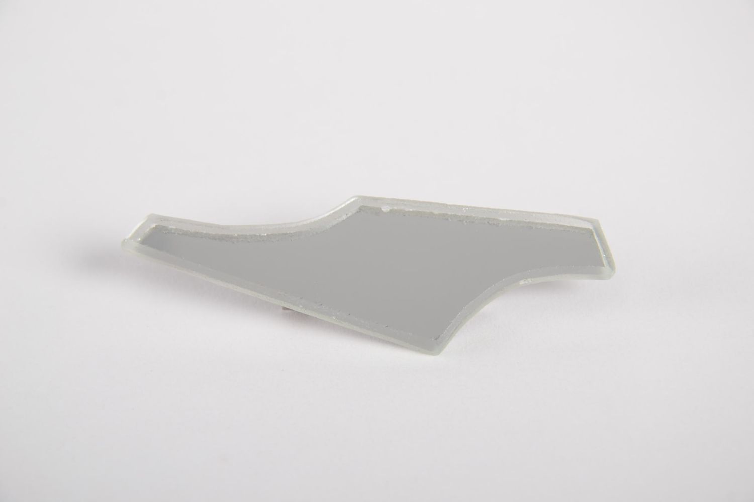 Handmade glass brooch design jewelry glassware brooch of unusual shape photo 4