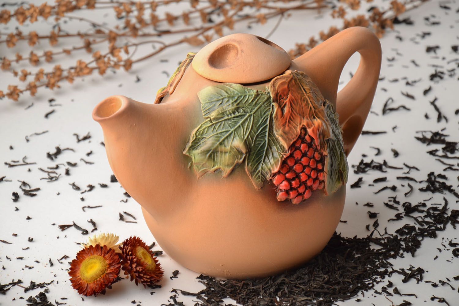 Ceramic teapot with lid Guelder Rose photo 1