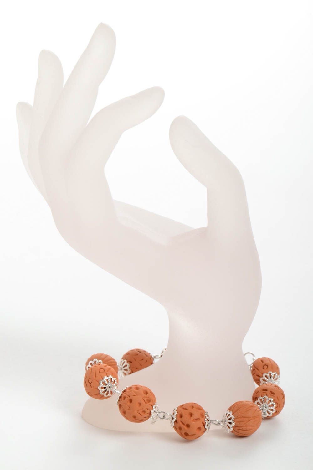 Bracelet boules Bijou fait main perles en argile marron clair Accessoire femme photo 3