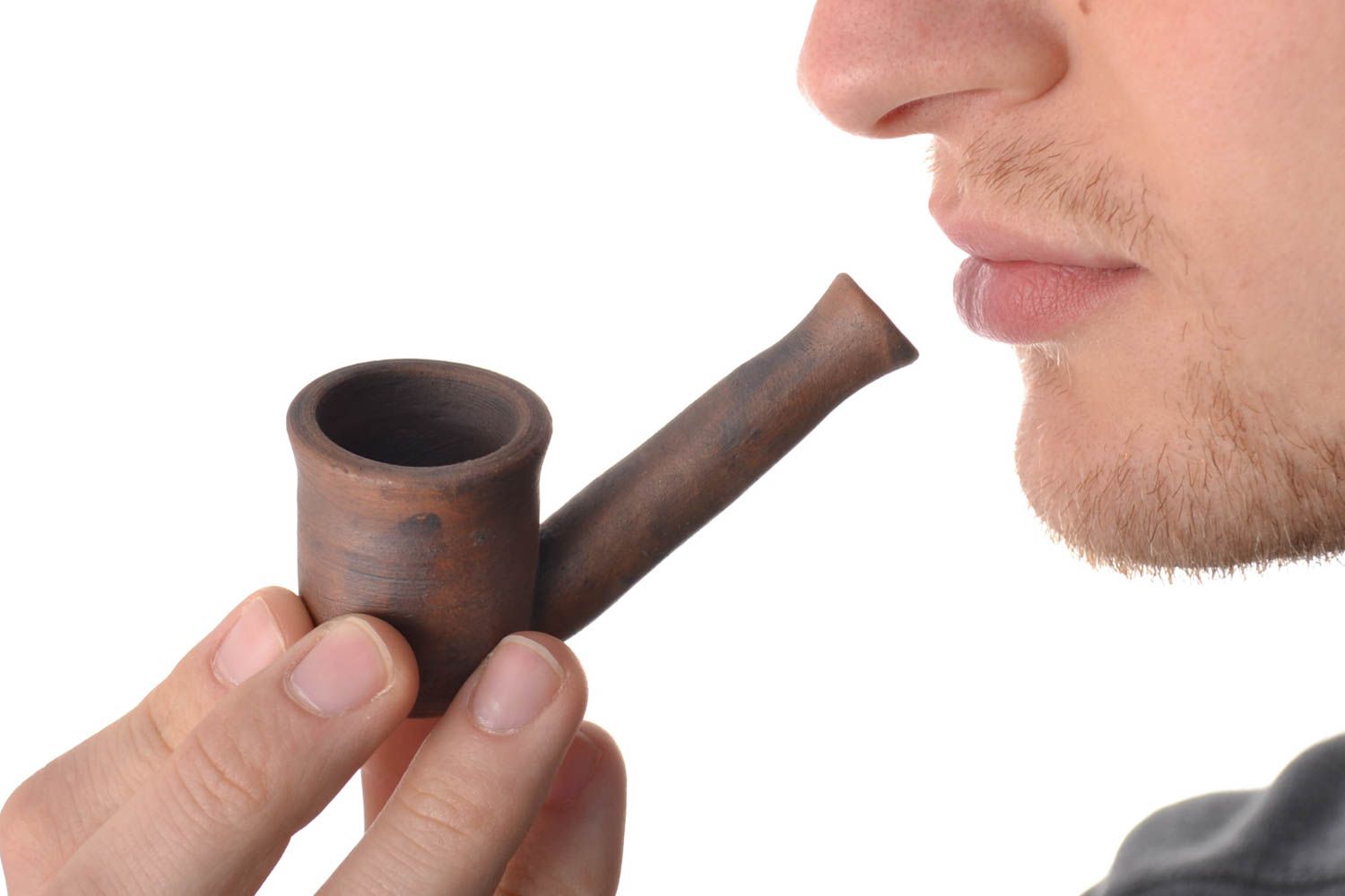 Глиняная курительная трубка ручной работы в технике молочения небольшая фото 4